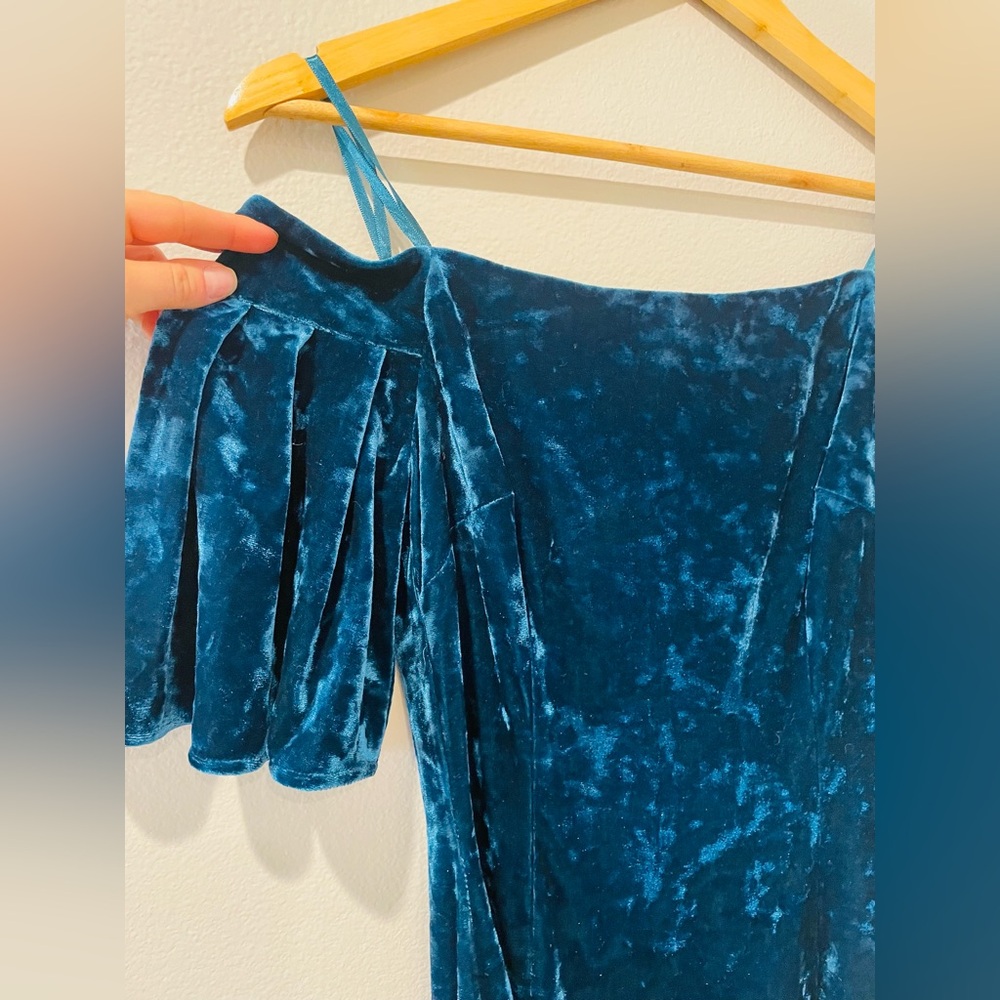 Eliza J Elegant Off-The-Shoulder Velvet Dark Teal Dress - Picture 7 of 8